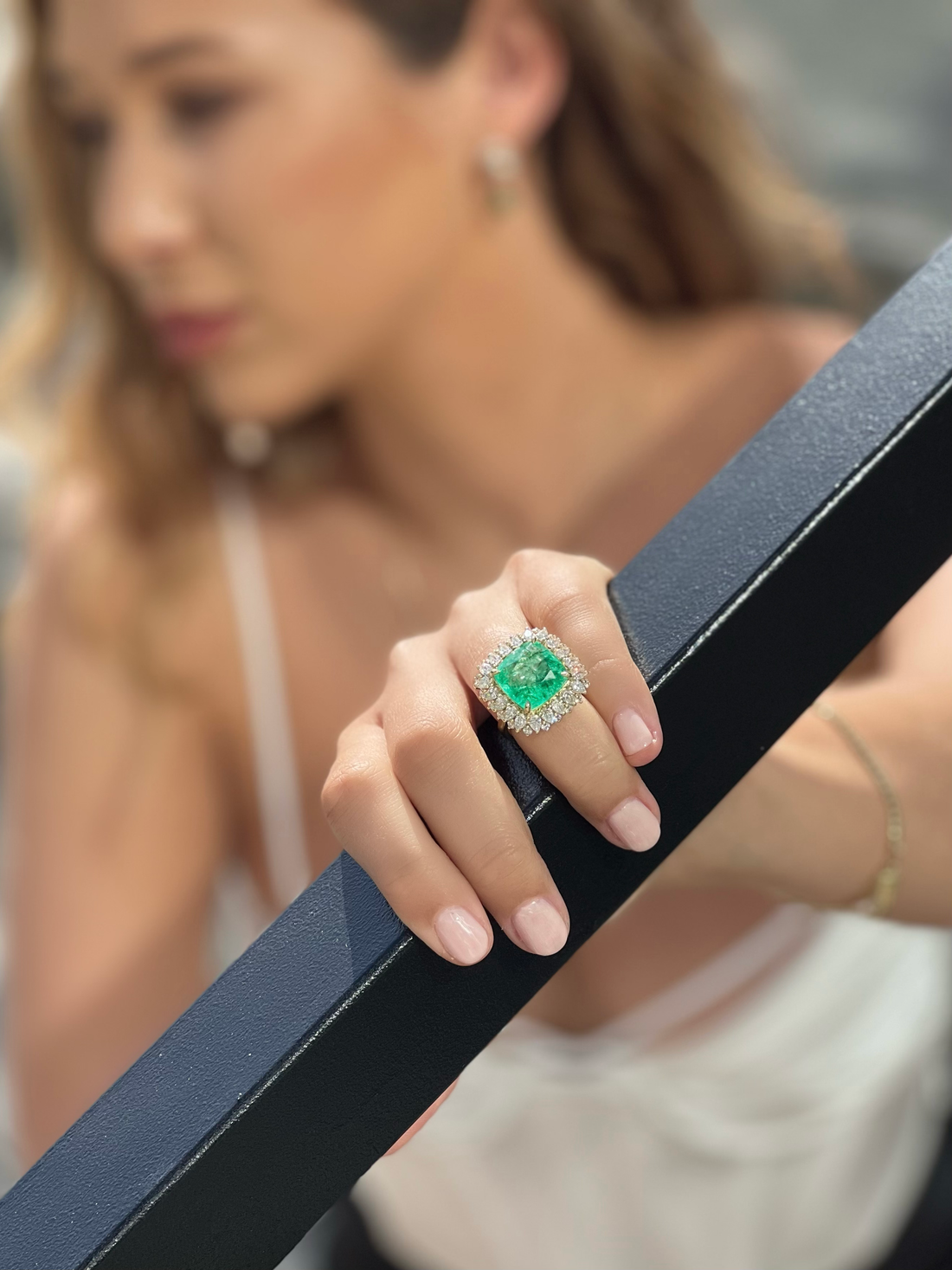 Shop emerald engagement rings online